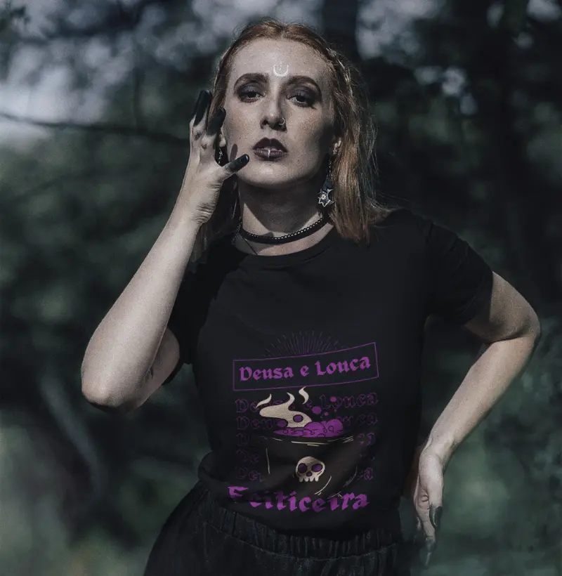 Camiseta Musa Bruxona - Deusa, Louca, Feiticeira