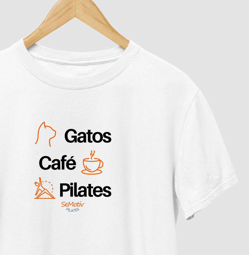 Gatos, café e pilates