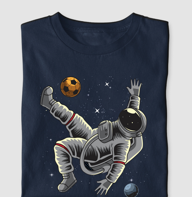 ASTRONAUTA JOGANDO FUTEBOL NO ESPAÇO