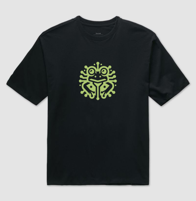 Cyber Frog: Camiseta Oversized - Tecnologia e Natureza em Harmonia