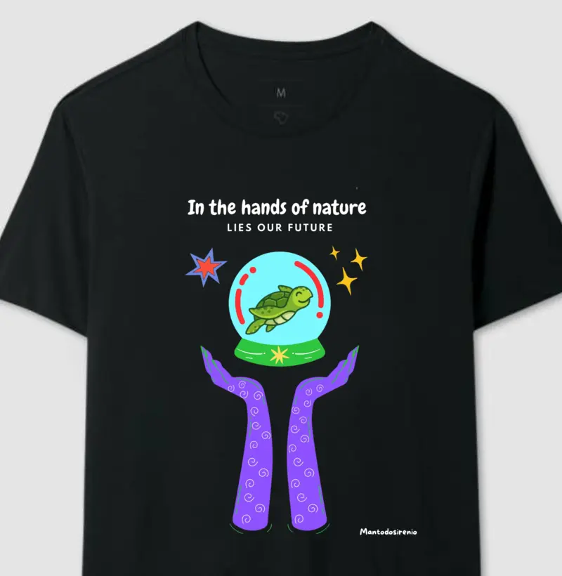 Camiseta "in the hands of nature" (cores escuras)
