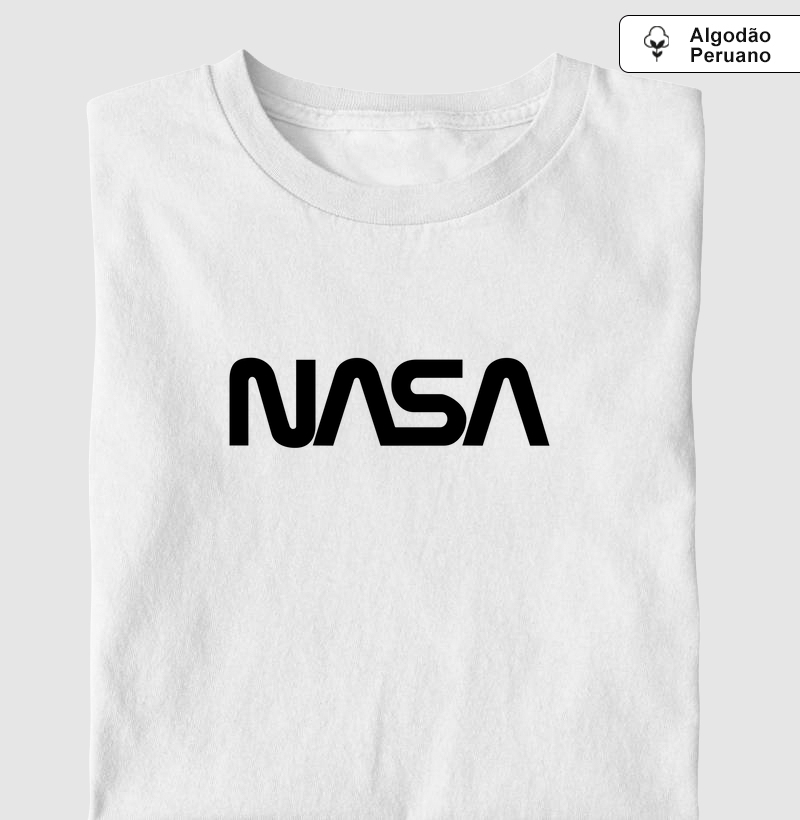 Camiseta Algodão Peruano NASA preto