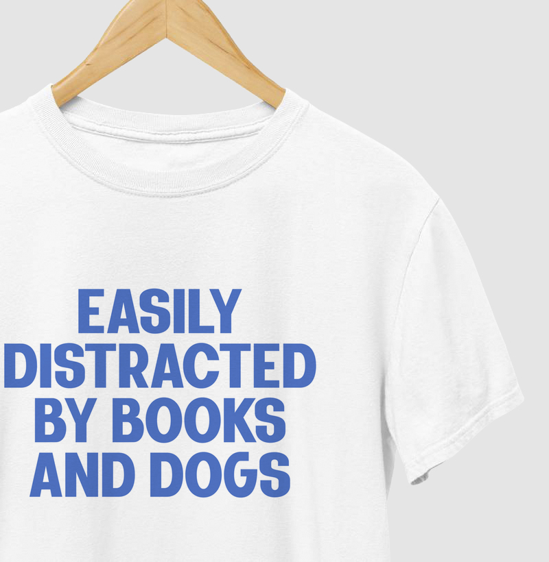 Camiseta - Easily Distracted