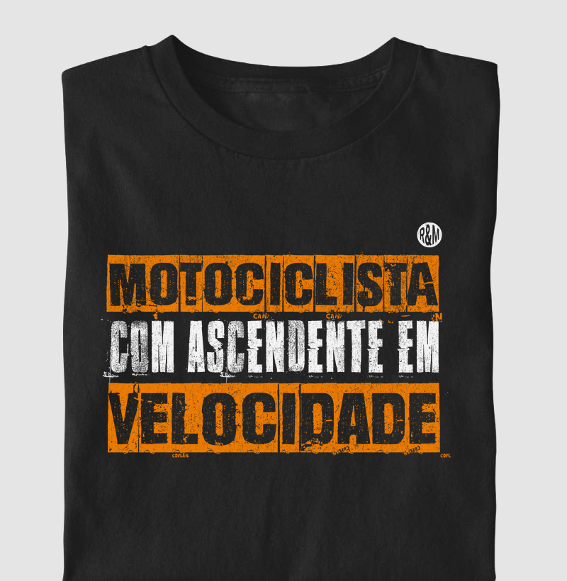 Motociclista com ascendente em Velocidade 2