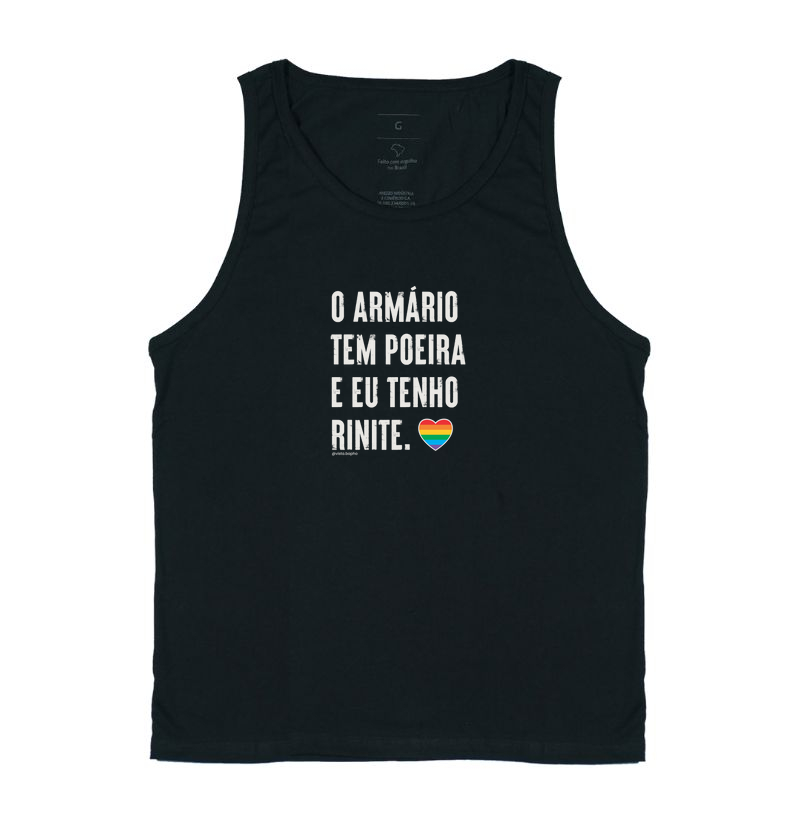 O armário tem poeira...
