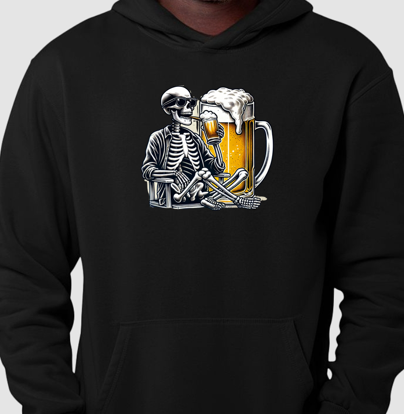 Caveira com cerveja