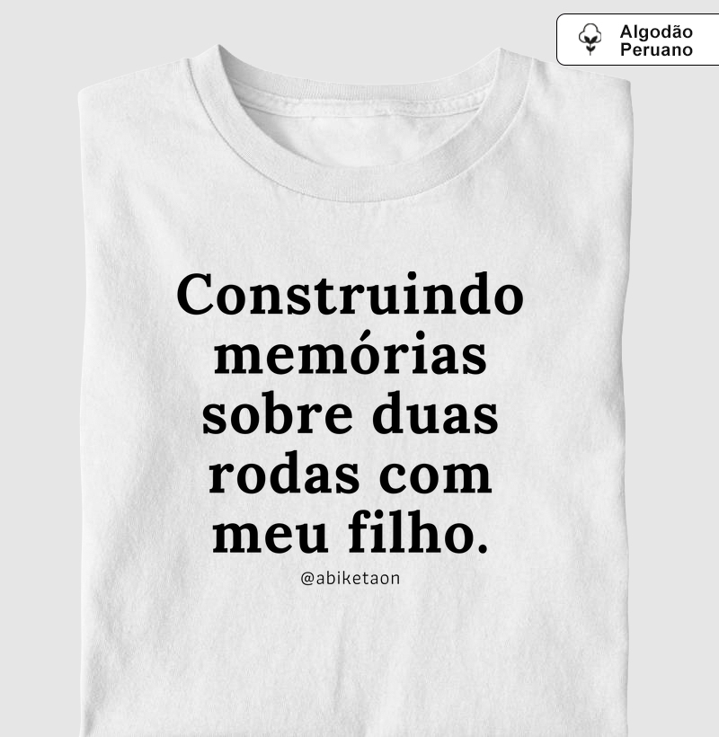 Construindo memórias sobre duas rodas com meu filho.
