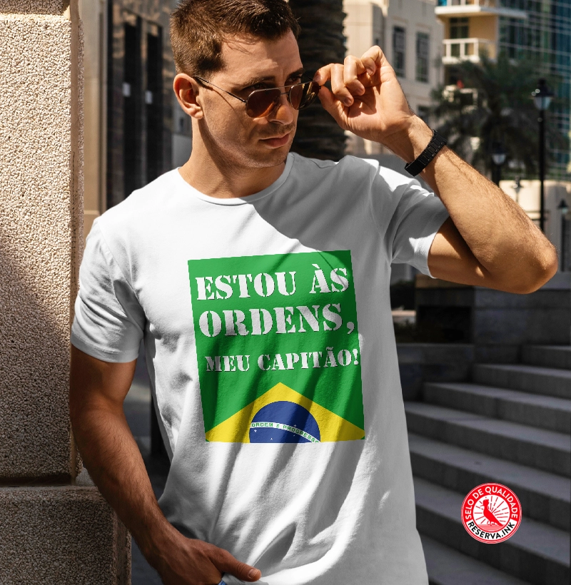 Camiseta Capitão & Bandeira