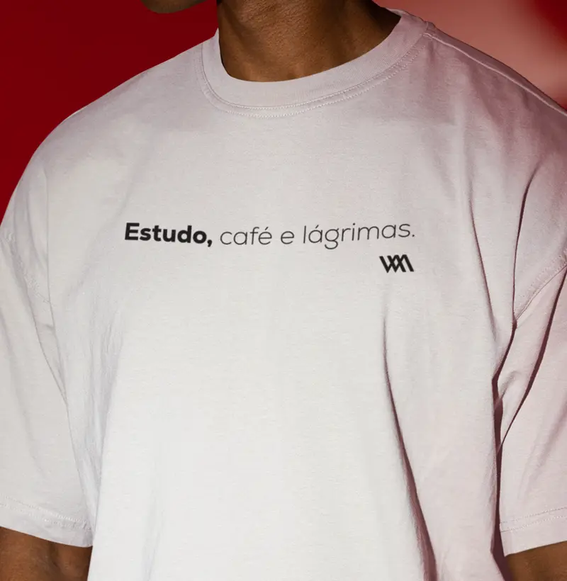 Estudo, café e lágrimas.