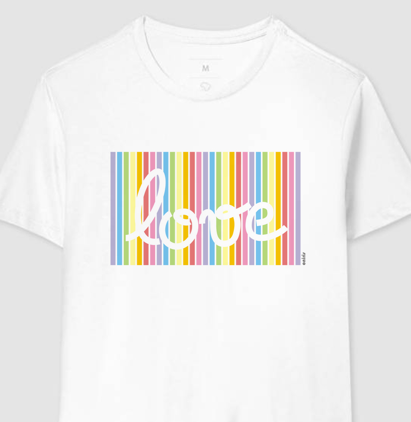 camiseta Love - escrita à mão.