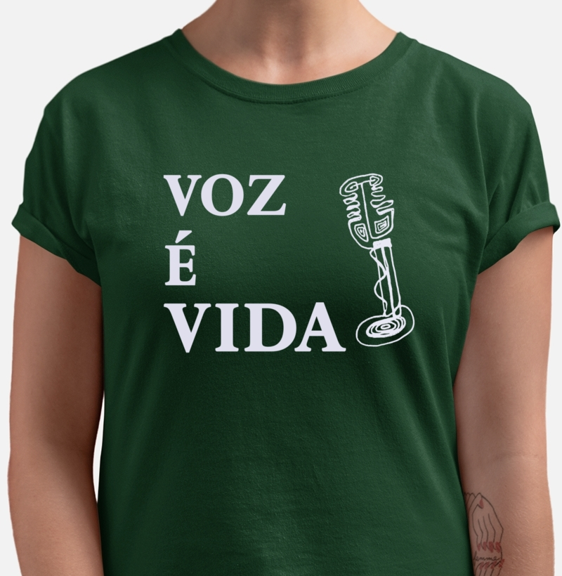 VOZ É VIDA  - Puro algodão 30:1, fio penteado, malha superior, caimento perfeito! Modelagem feminina acinturada.
