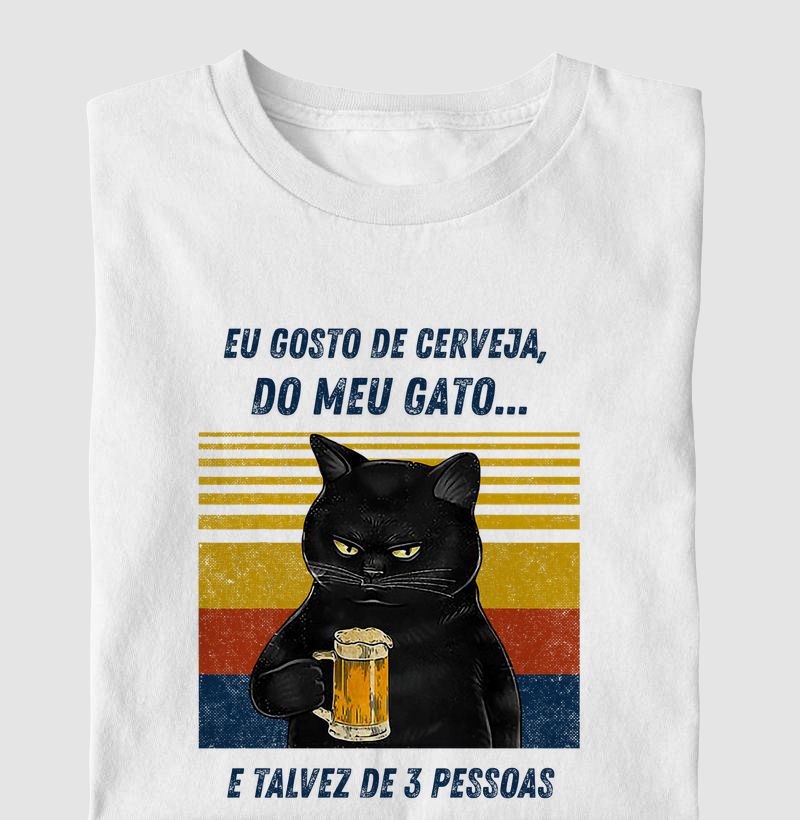 Cerveja, Gato e 3 Pessoas