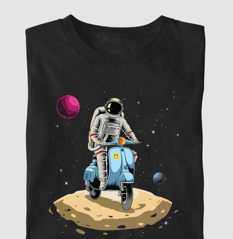 ASTRONAUTA ANDANDO DE SCOOTER NO ESPAÇO