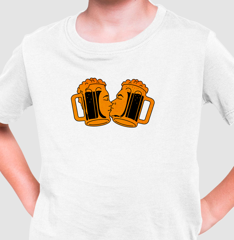 Kiss Beers: Camiseta Infantil - Amor e Cerveja em Um Design Único