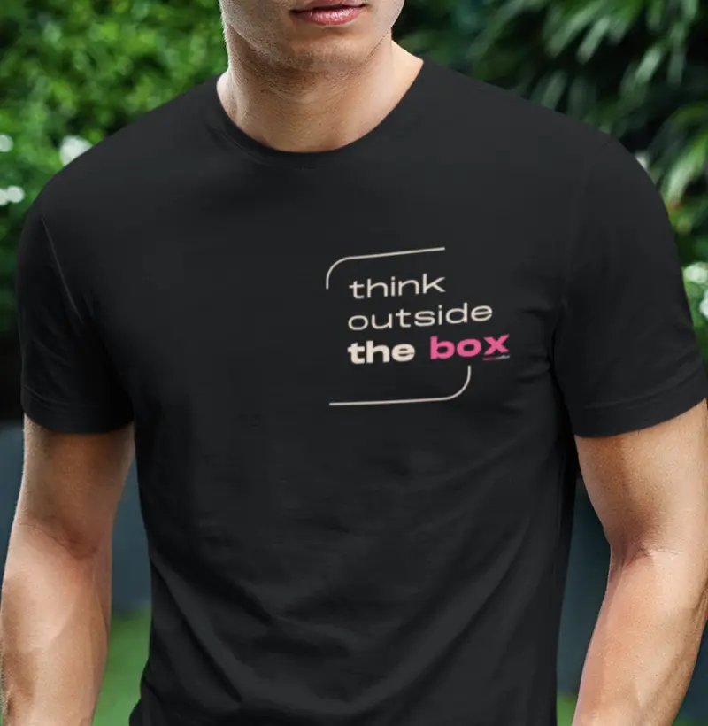 Camiseta - Pense fora da caixa 