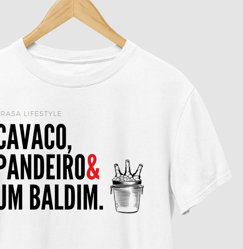 Cavaco, Pandeiro e um Baldim - Camiseta Brasa