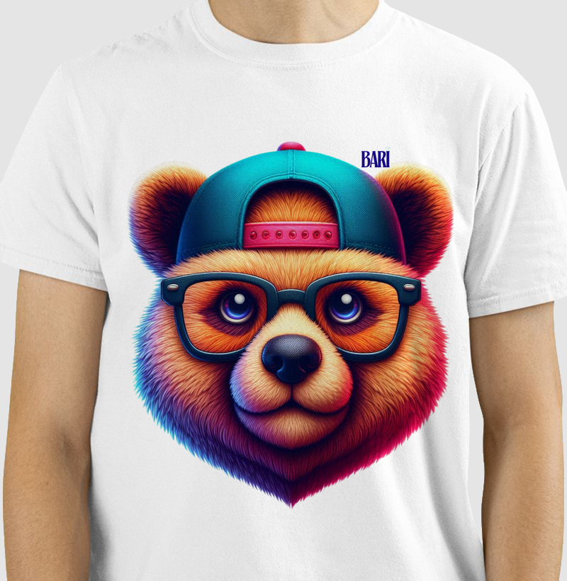 Camiseta com Estampa de Rosto de Urso Estilizado