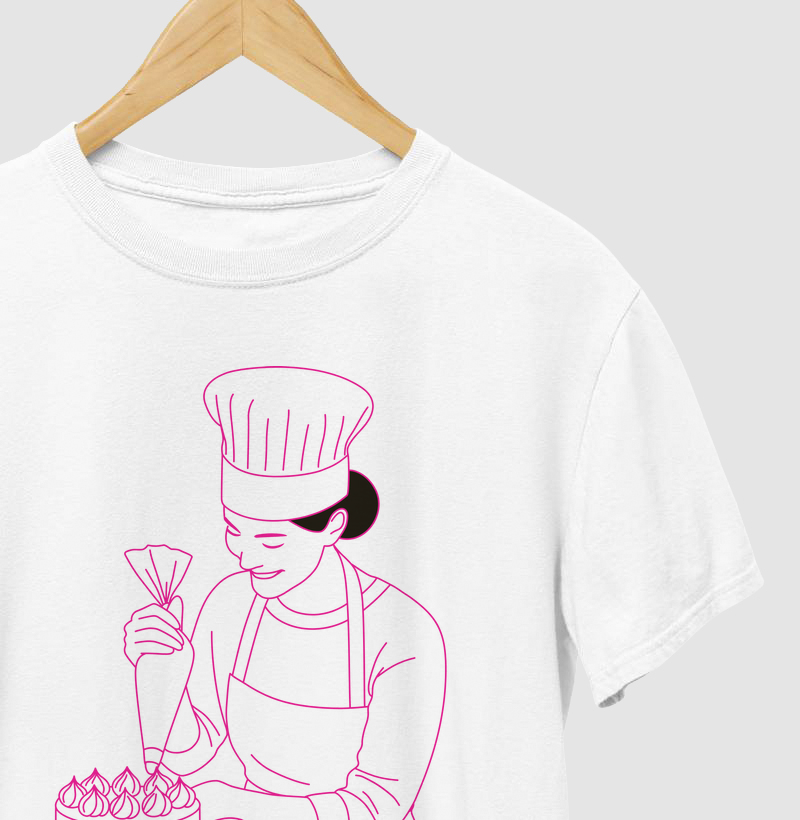 T-shirt confeiteira mão na massa
