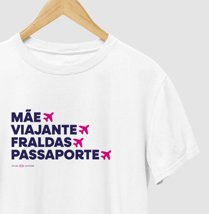 Mãe, viajante, fraldas e Passaporte