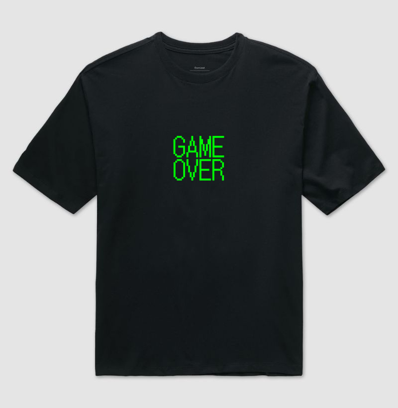 Camiseta Oversized “Game Over Pixel”