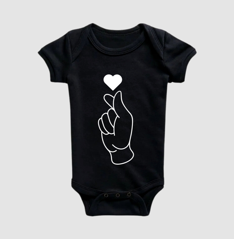finger heart