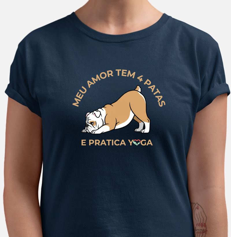 AMOR BULDOGUE (YOGANDO) Camiseta