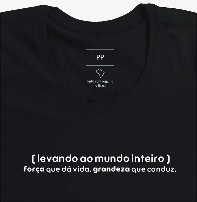 CAMISETA LEVANDO AO MUNDO INTEIRO
