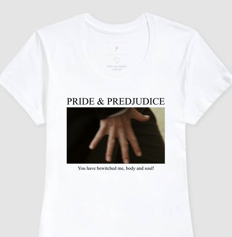T-SHIRT ESTAMPADA ORGULHO E PRECONCEITO