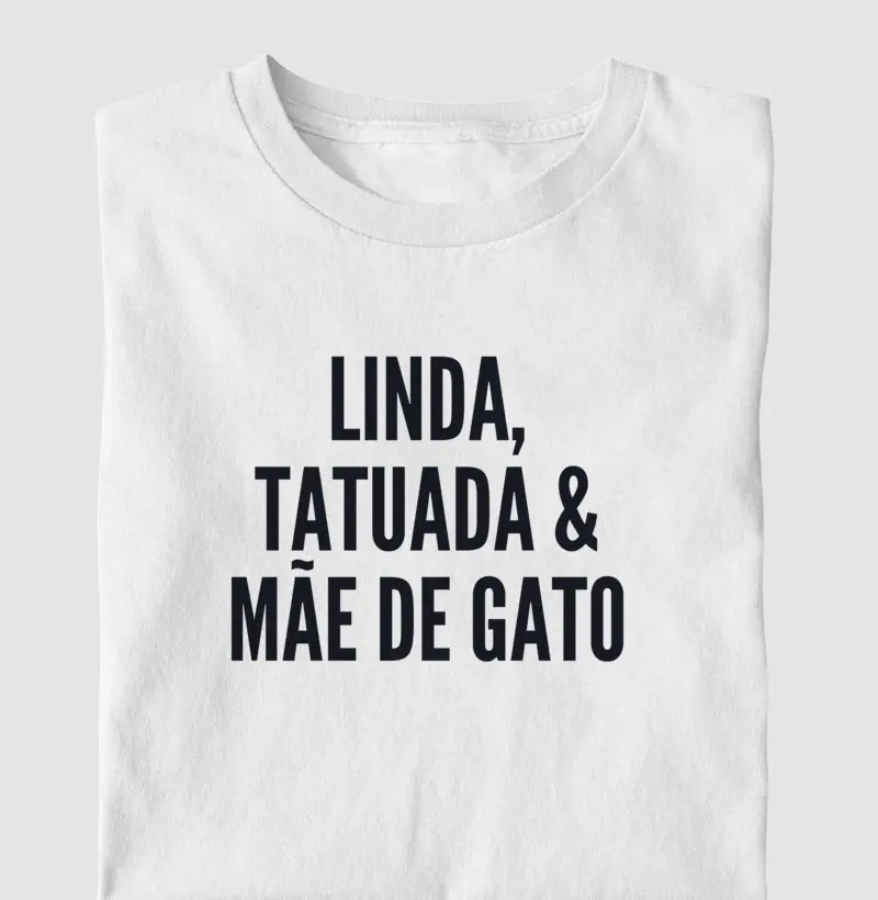 Linda, tatuada e mãe de gato
