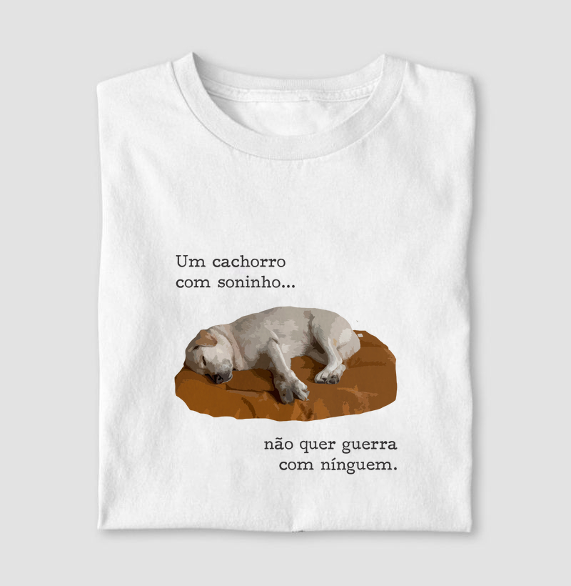 Camiseta Labrador Um cachorro com soninho