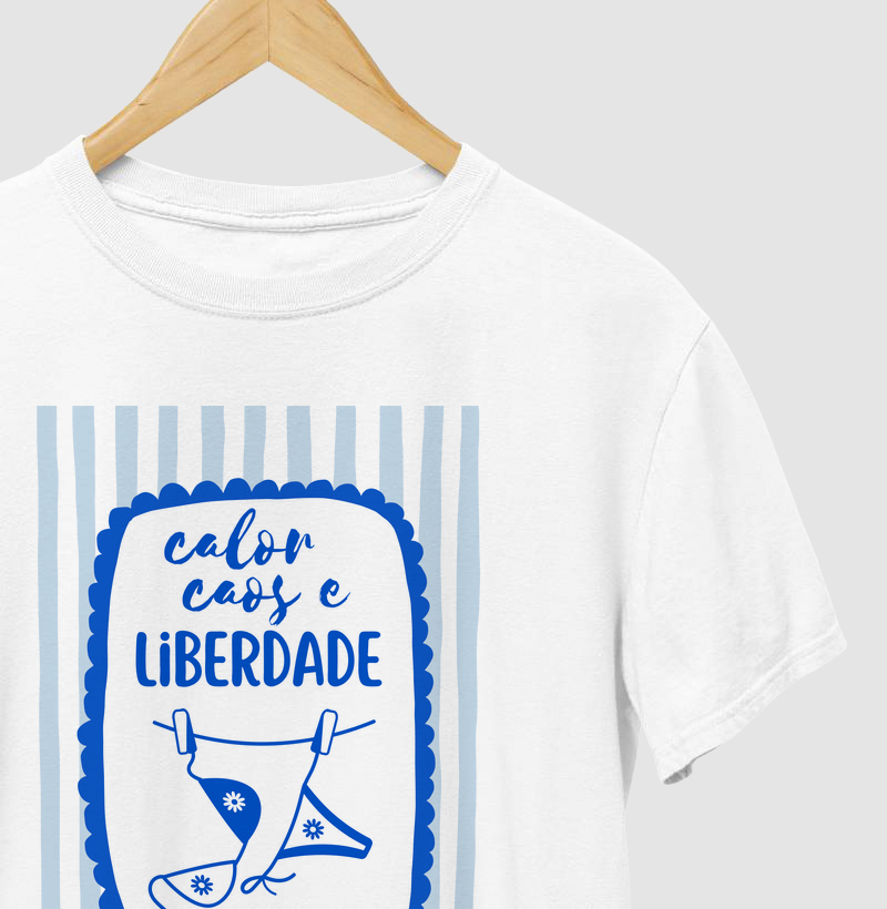 Camiseta Estampada Calor Caos e Liberdade