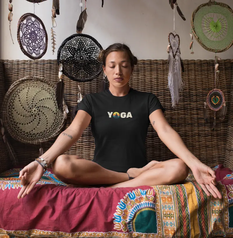 Camiseta Yoga Zen | Letra O em Postura | Equilíbrio e Harmonia | Estilo Mindful