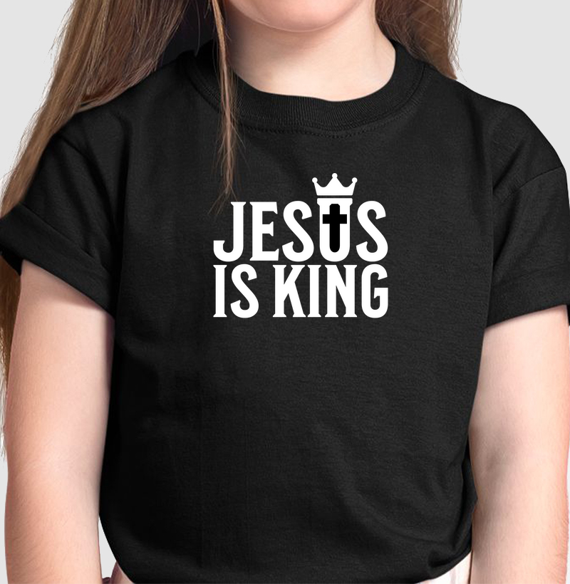 Jesus é Rei: Camiseta Infantil - Uma Estampa de Fé e Inspiração