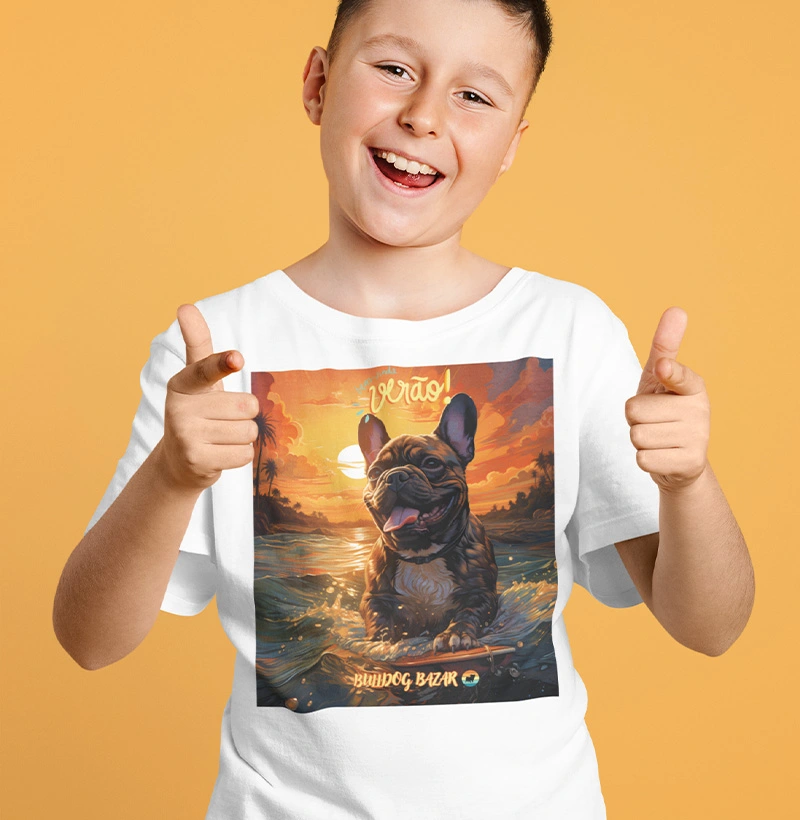 Camiseta Infantil Bulldog Frances "Banho de Mar"