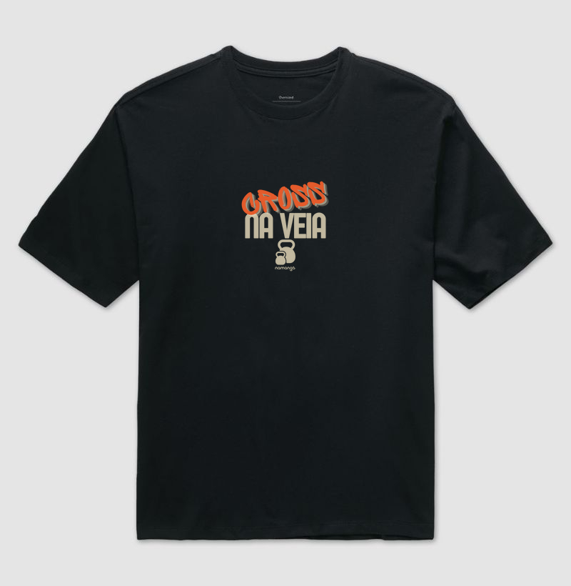 Camiseta Oversized Cross na Veia – Na Manga
