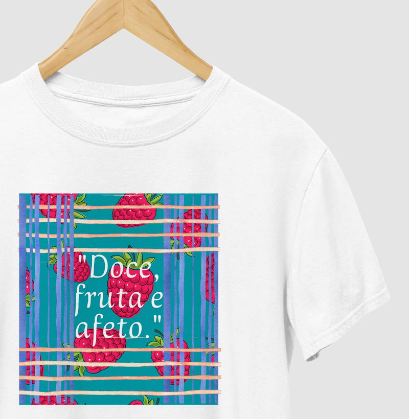T-shirt doce fruta e afeto