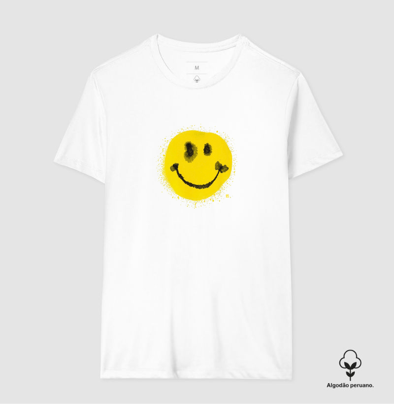 Camiseta Algodão Peruano Sorrindo pra não surtar 