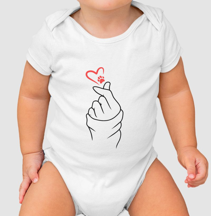 Finger heart pet