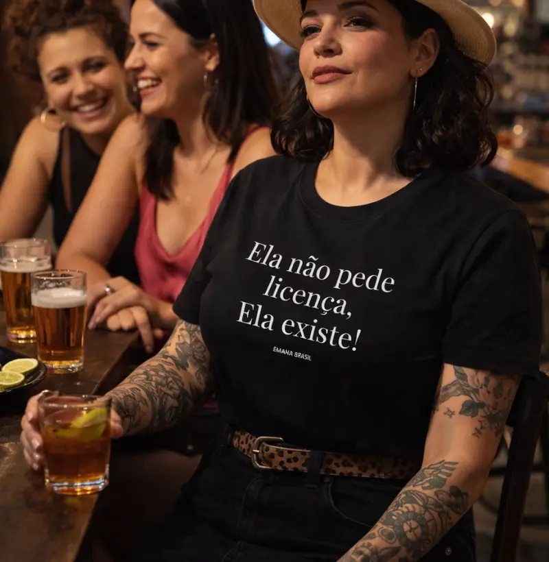 Ela não pede Licença, ela existe