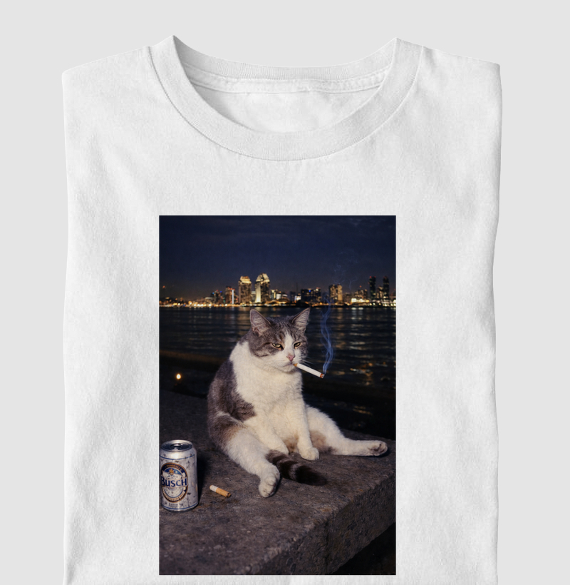 Camiseta Meme Gatinho Fumando