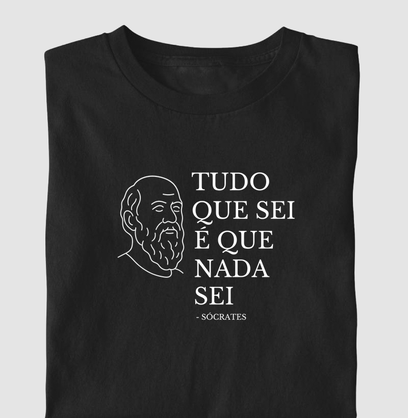 051A | Camiseta Tudo que sei é que nada sei com silhueta