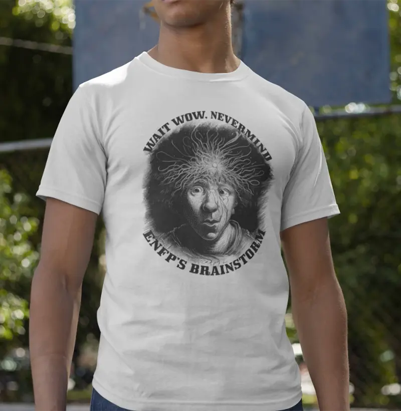 Liberte a sua criatividade com a T-Shirt ENFP Brainstorm!