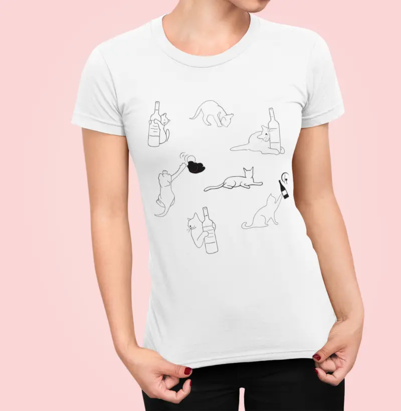 Camiseta Feminina Vinho e Gatinho 