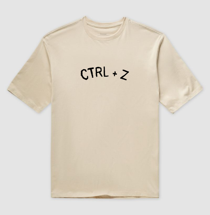 CTRL + Z: Camiseta Oversized - Estilo Geek para Quem Sabe Recomeçar