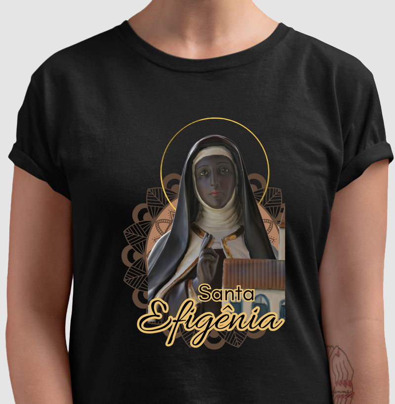 Camiseta Santa Efigênia fundo estampado