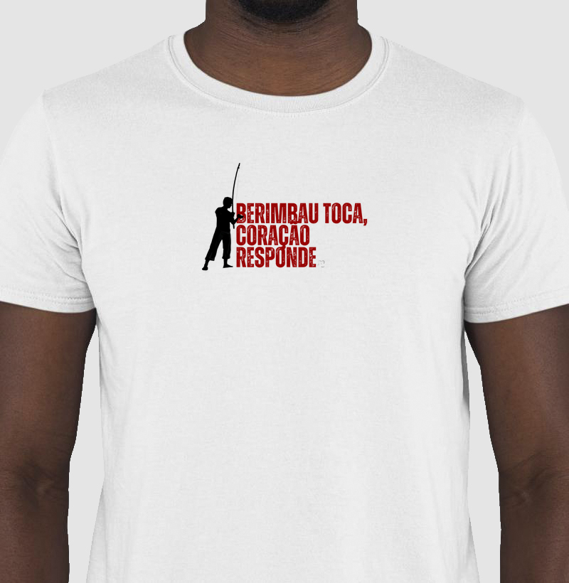 "Berimbau toca, coração responde."