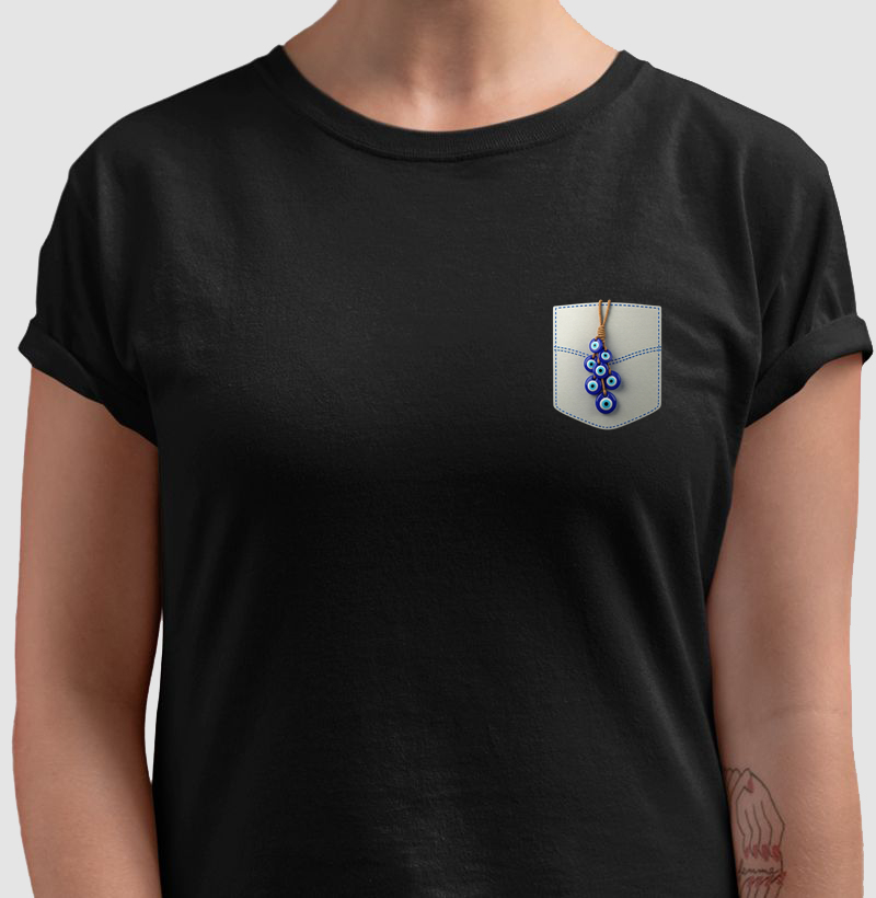 Camiseta Olho de Hórus – Intuição, Proteção e Poder Ancestral