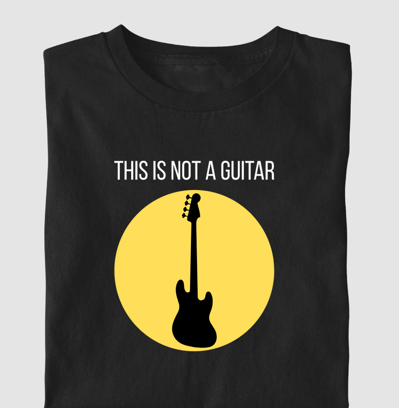 CAMISETA THIS IS NOT A GUITAR