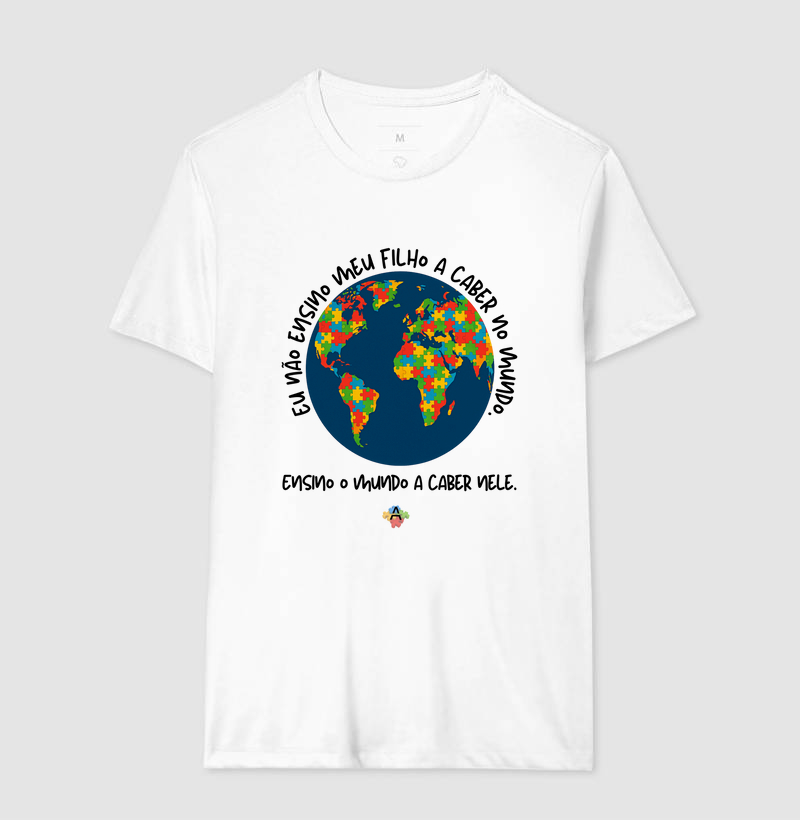 Camiseta “Ensino o Mundo a Caber Nele”