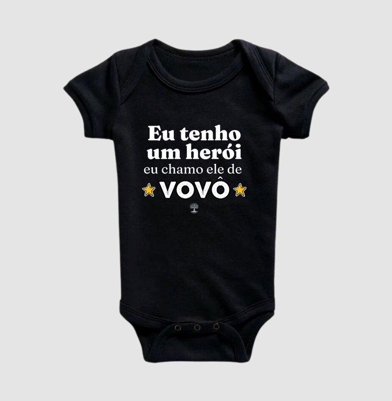 Eu tenho um herói, e chamo ele de vovô